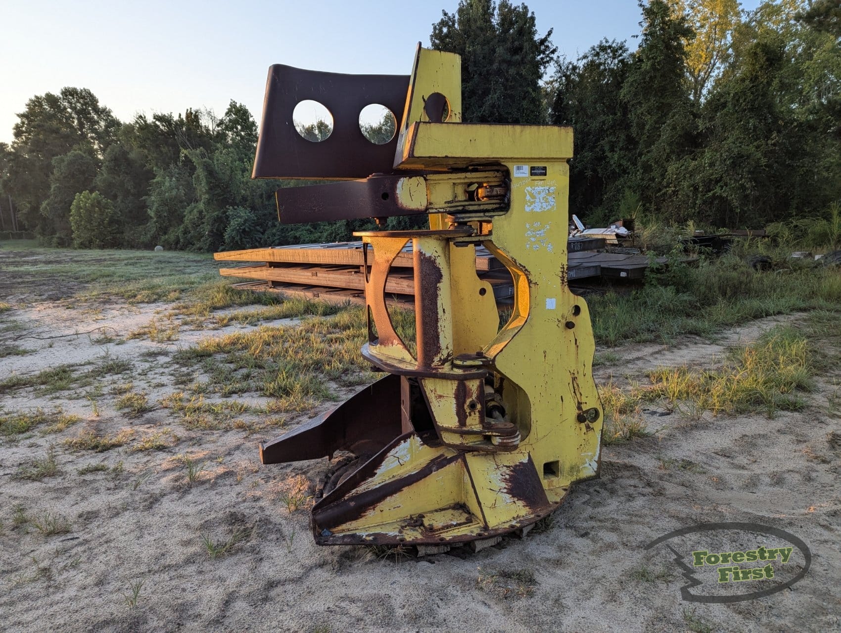 John Deere FD45 Saw
