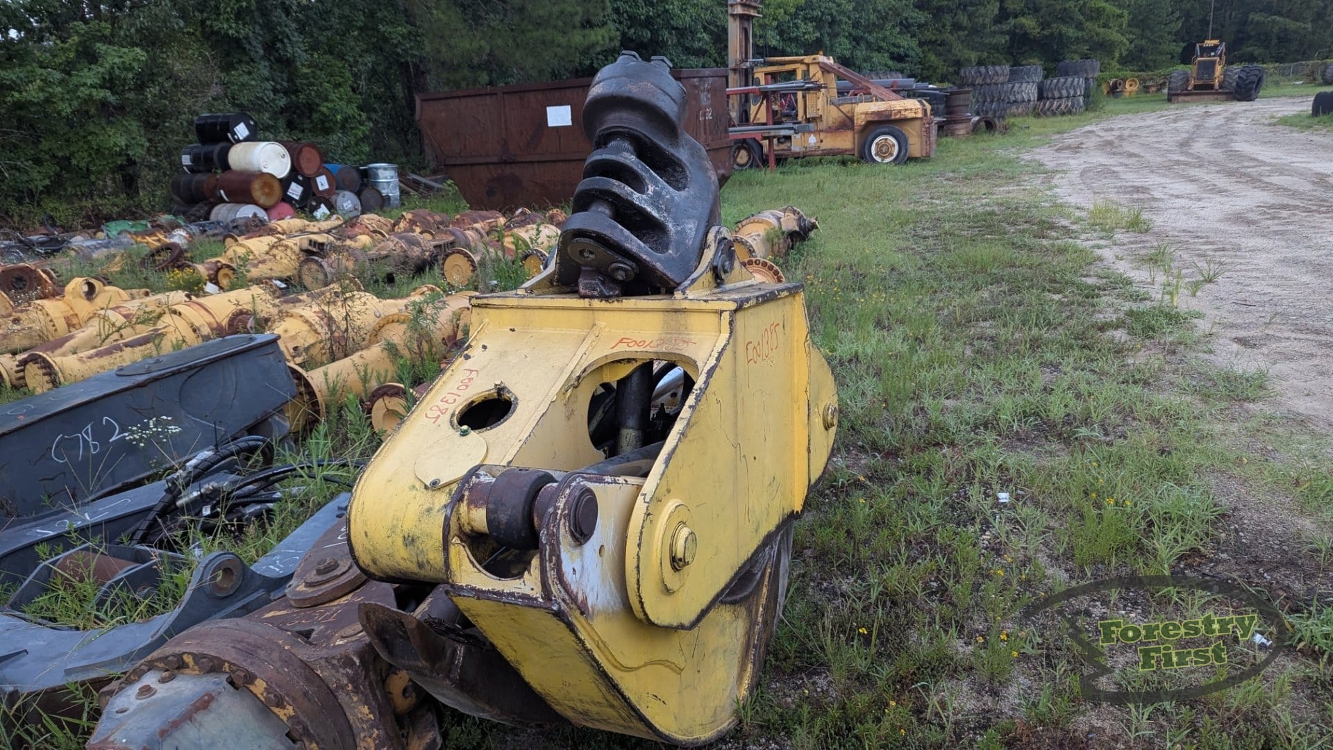 16.6 Deere grapple